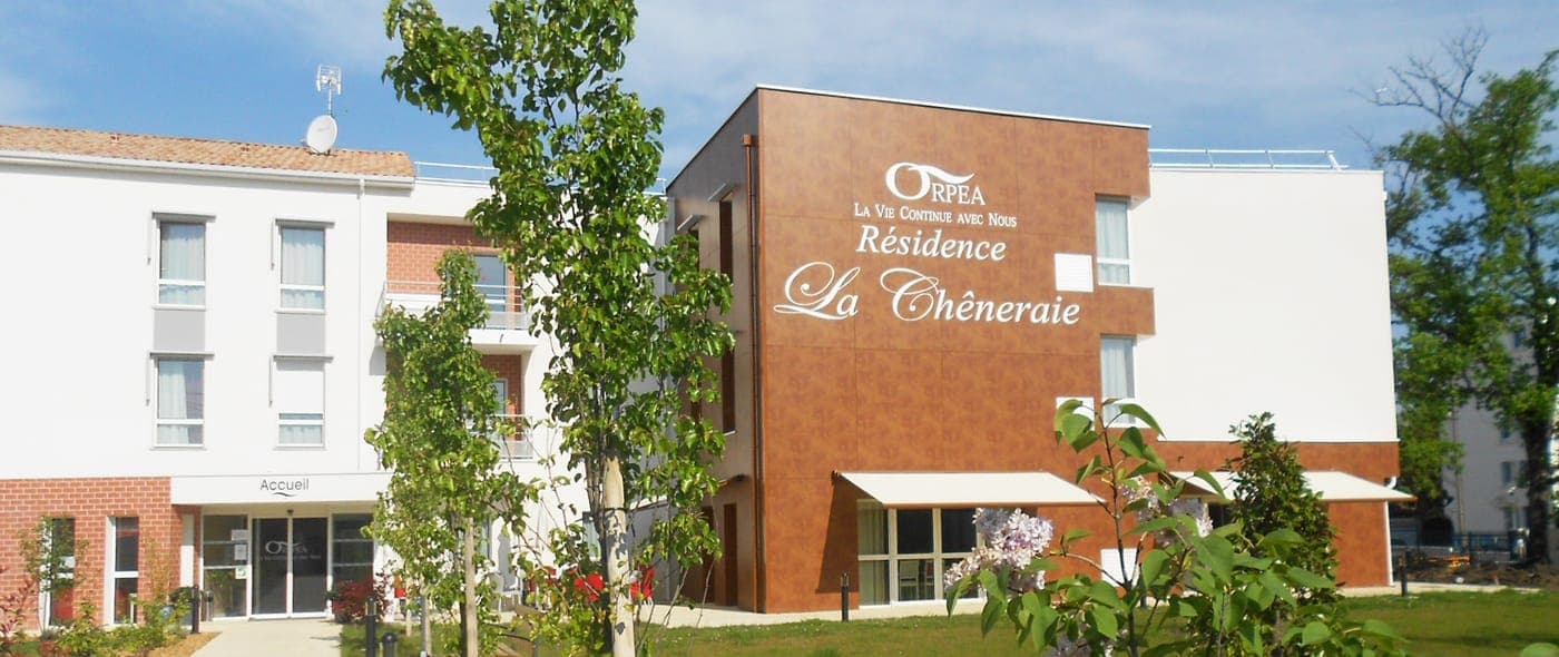 Résidence La Chêneraie un Ehpad exploité par Emeis à Bordeaux