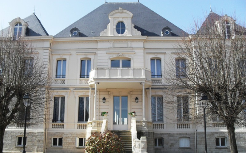 Château Nodet un Ehpad exploité par Emeis (Orpea) à Montereau-Fault-Yonne 