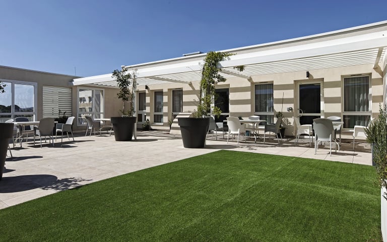 Les Portes du Lubéron (Van Gogh) un Ehpad exploité par Emeis (Orpea) à Avignon 