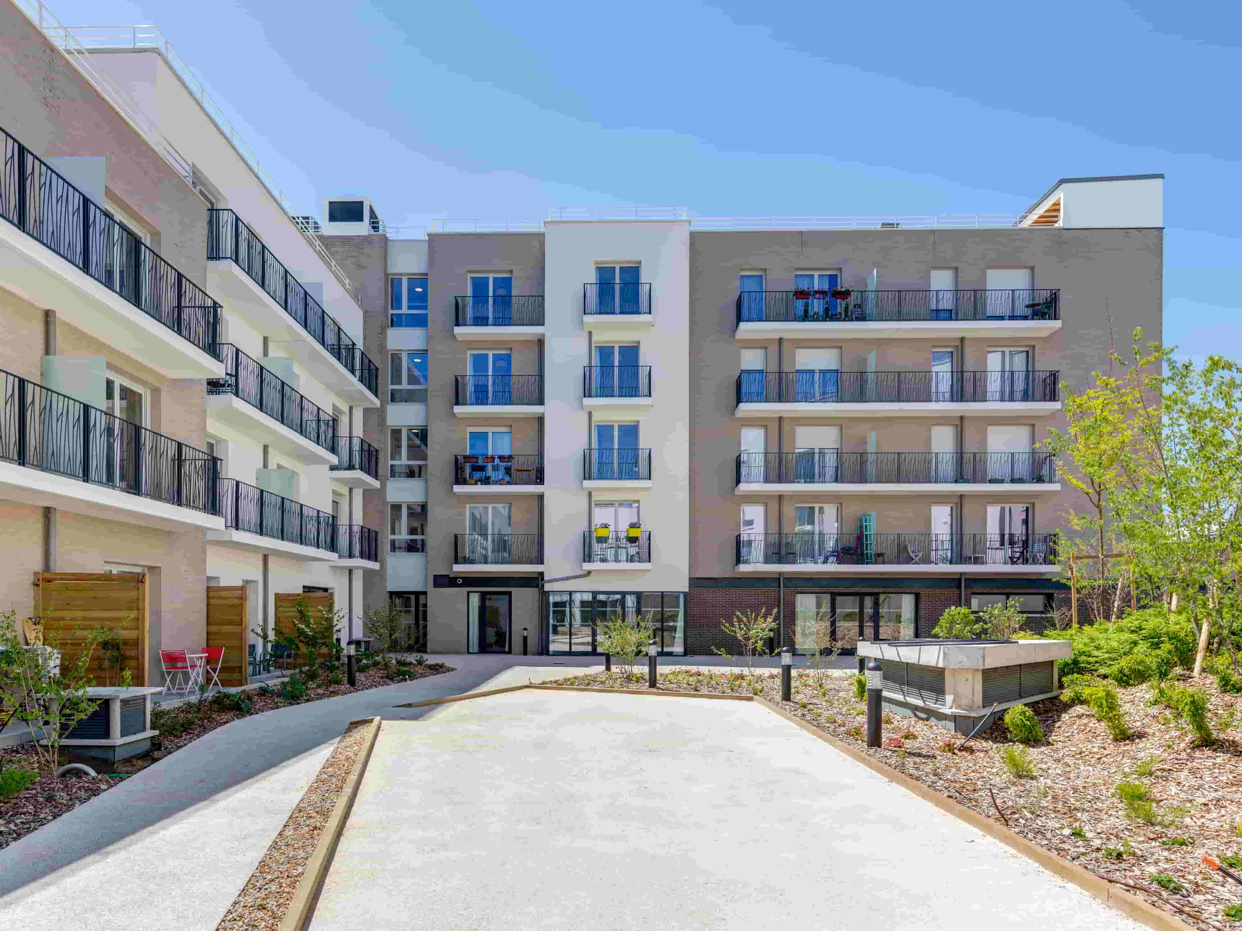 Le Clos Bailly une Résidence Seniors exploitée par Zénitude à Bailly-Romainvilliers