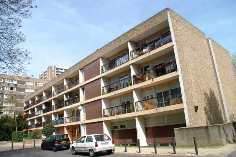 Voltaire un Ehpad à la revente exploité par Coallia à Les Lilas