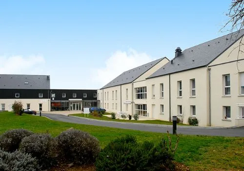 Croix Périgourd un Ehpad exploité par Clariane (Korian) à Saint-Cyr-sur-Loire 
