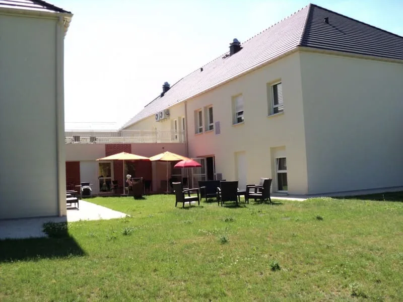 Le Clos de Beauvaisis un Ehpad exploité par Emeis (Orpea) à Beauvais 