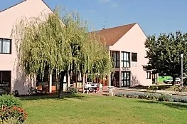 Klarène un Ehpad à la revente exploité par Emeis (Orpea) à Tournan-en-Brie