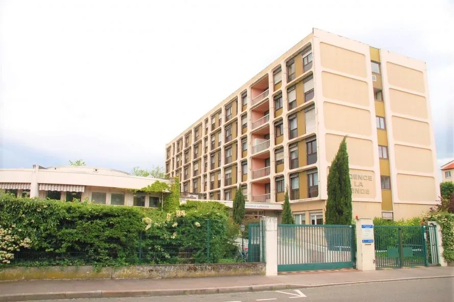 La Rotonde un Ehpad à la revente exploité par DomusVi à Lyon