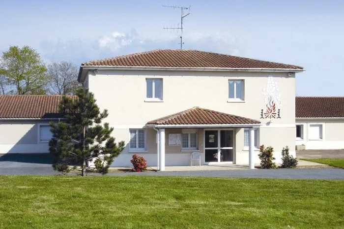 Le Home du Verger un Ehpad à la revente exploité par Clariane (Korian) à Apremont