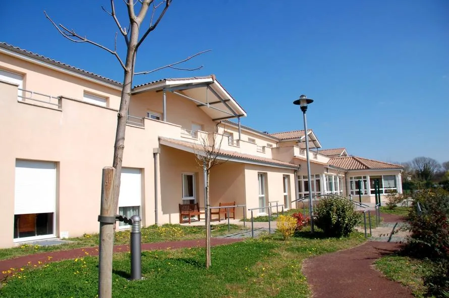 Le Mont des Landes un Ehpad à la revente exploité par DomusVi à Saint-Savin