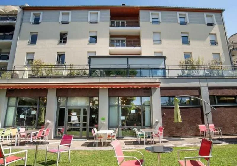 Résidence Beth Seva un Ehpad exploité par Omeris à Villeurbanne 