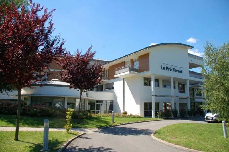 Le Pré Fornet un Ehpad à la revente exploité par Emera à Anncey