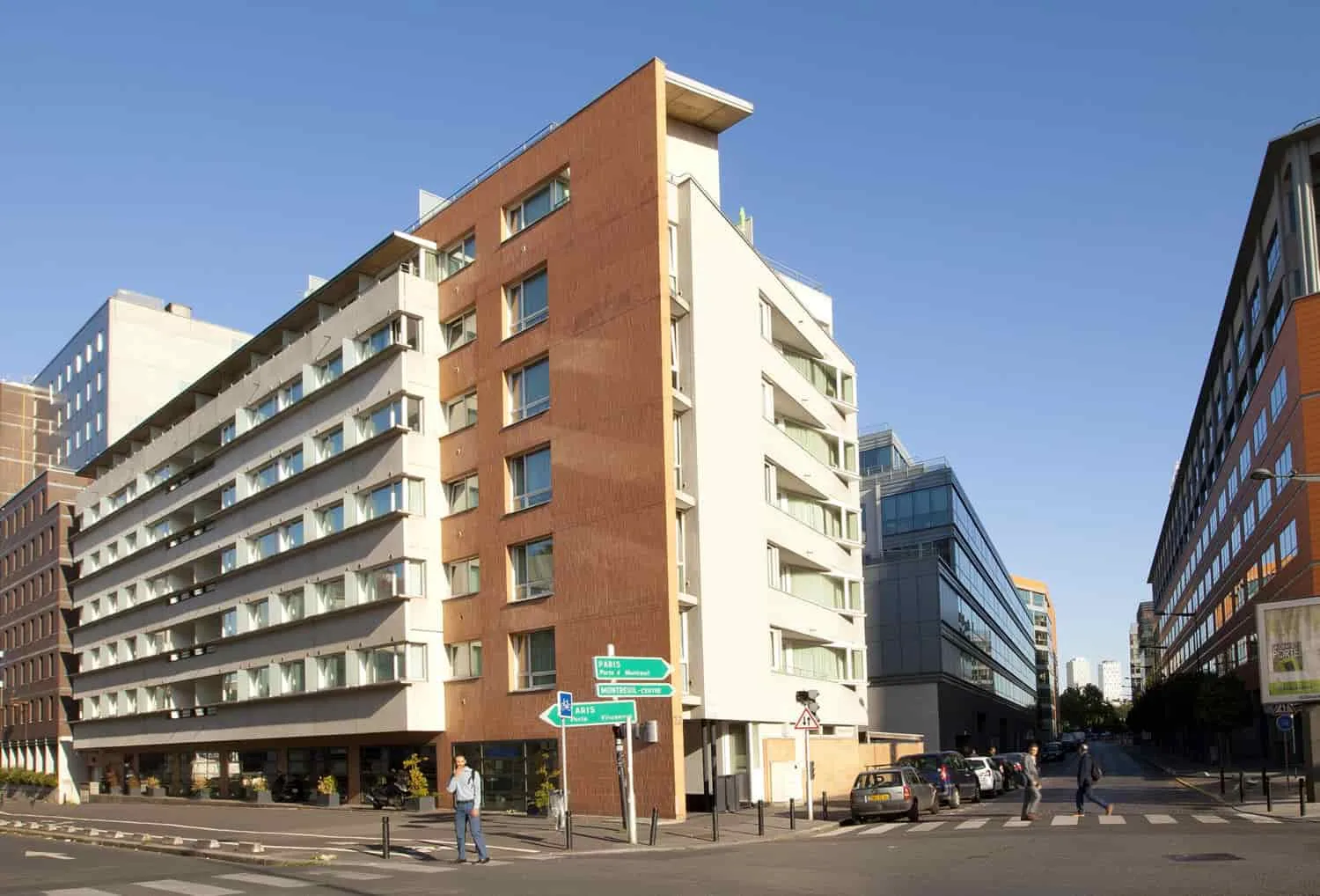 Saint-Mandé une  exploitée par Les Estudines (Réside études) à Montreuil 