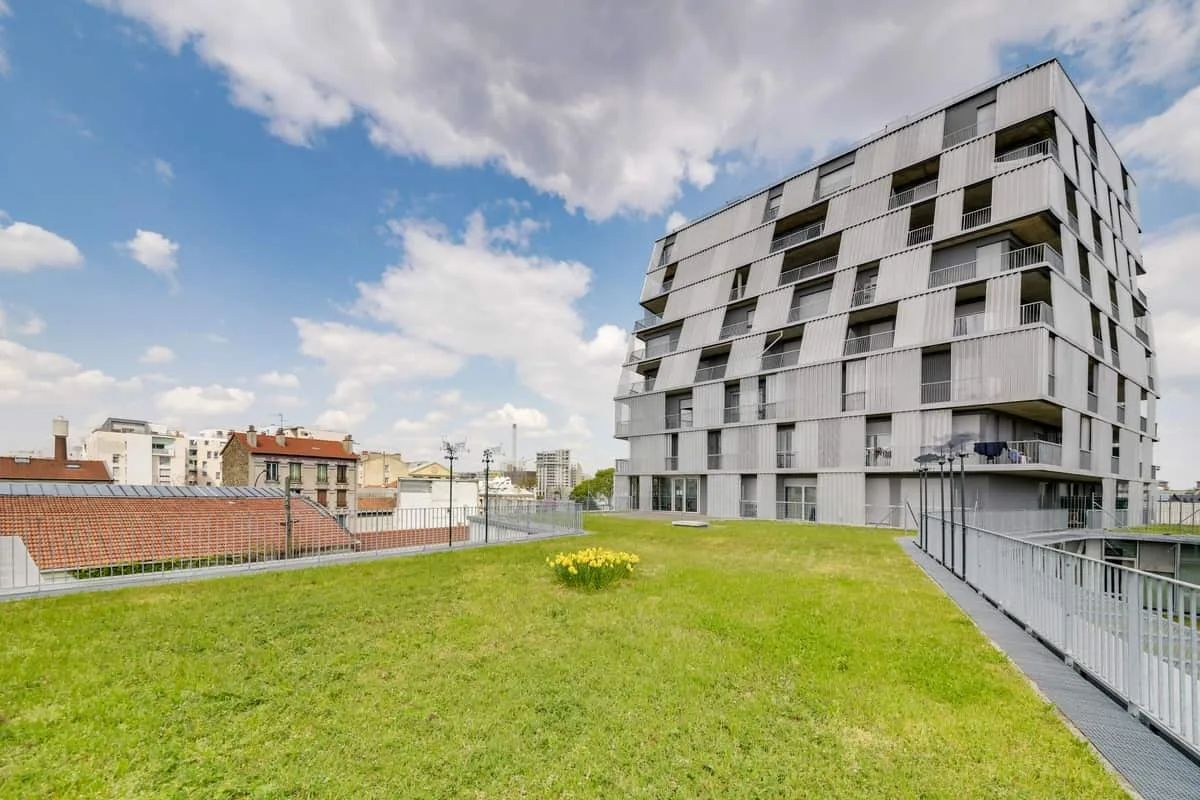 Les Académies de Jean Jaurès une résidence étudiante exploitée par Logifac (OHLE) à Ivry-sur-Seine, 