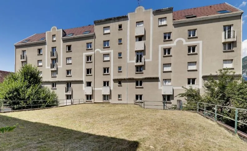 Anthoard une résidence étudiante exploitée par Logifac (OHLE) à Grenoble, 