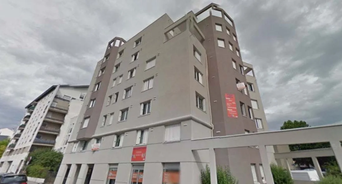 Courteline une résidence étudiante exploitée par Logifac (OHLE) à Villeurbanne, 