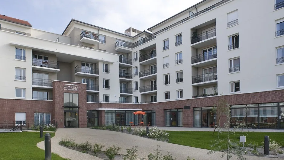 Les Sables d'Or une Résidence Seniors exploitée par Domitys à Villeneuve-le-Roi 