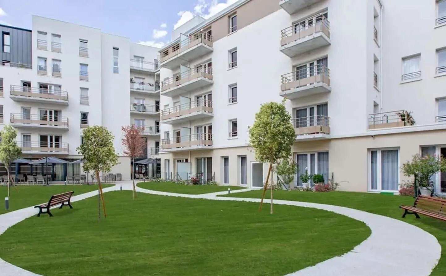 Les Bords de Loire une résidence seniors neuve exploitée par Stella à Orléans