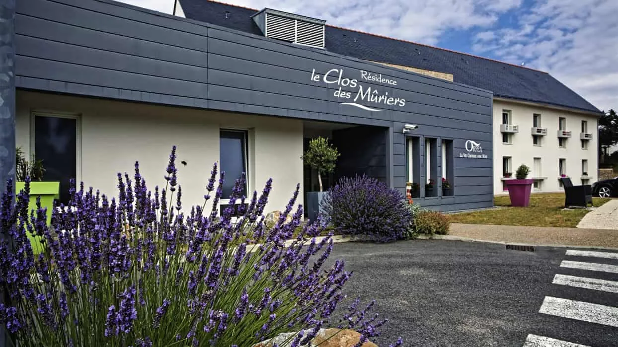 Le Clos des Mûriers un Ehpad à la revente exploité par Emeis (Orpea) à Batz-sur-Mer