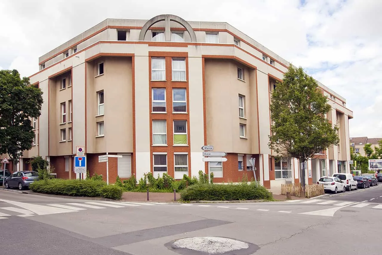 Saint-Christophe une résidence étudiante exploitée par Les Estudines (Réside études) à Cergy, 