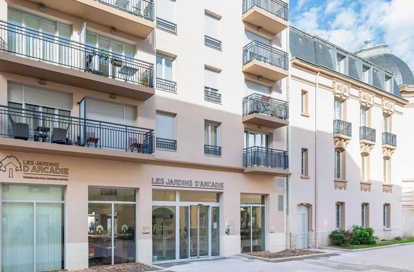 Les Jardins d'Arcadie de Mâcon une résidence seniors à la revente exploitée par Les Jardins Arcadie à Mâcon