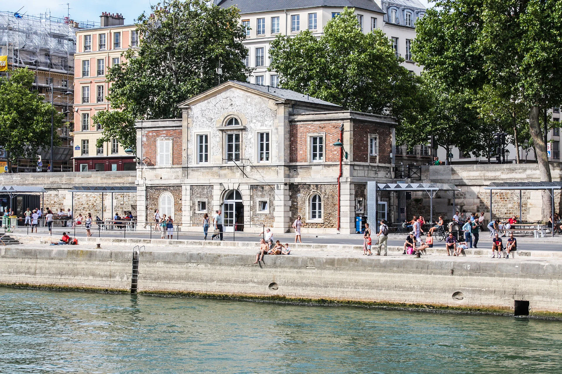 Maison des Célestins une résidence seniors à la revente exploitée par Coallia à Paris