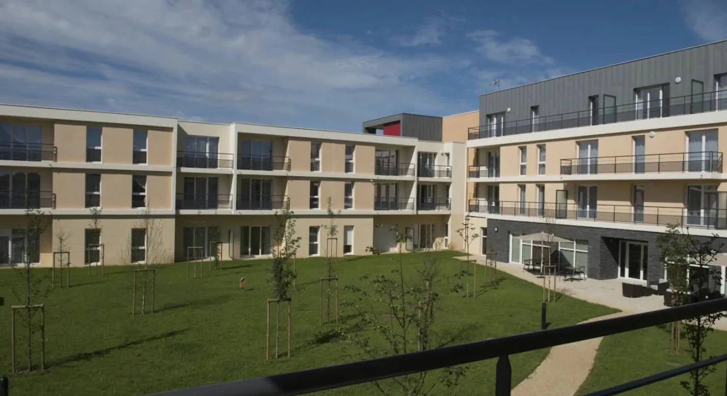 La Clef des Champs une résidence seniors à la revente exploitée par Domitys à Poitiers