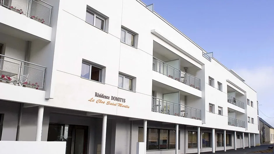 Le Clos Saint-Martin une résidence seniors à la revente exploitée par Domitys à Louverné