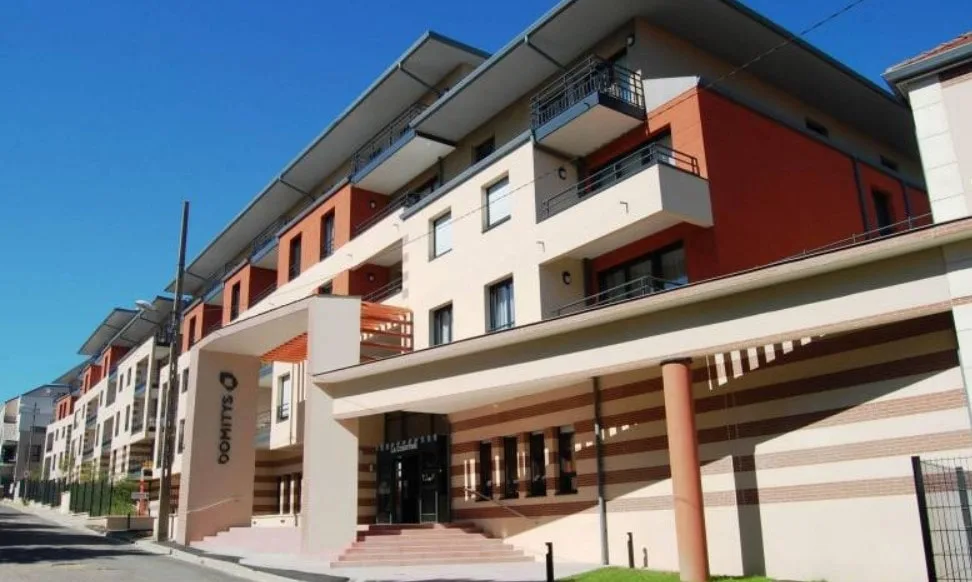 La Courtine une résidence seniors à la revente exploitée par Domitys à Melun