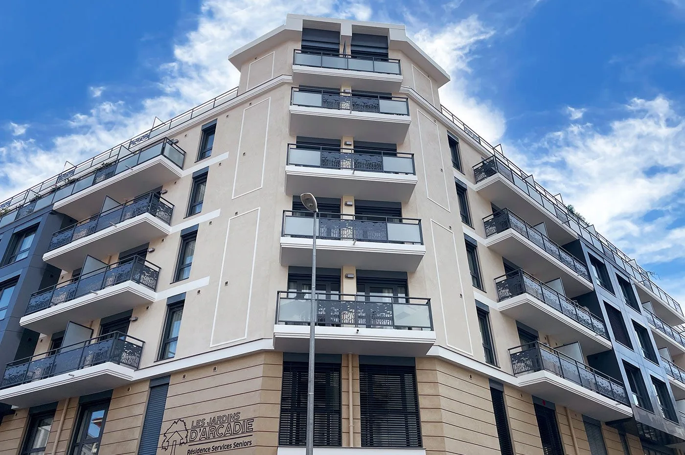 Antibes une résidence seniors à la revente exploitée par Les Jardins Arcadie à Antibes
