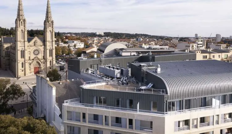 Oh Activ Nîmes une résidence seniors à la revente exploitée par Oh Activ à Nîmes