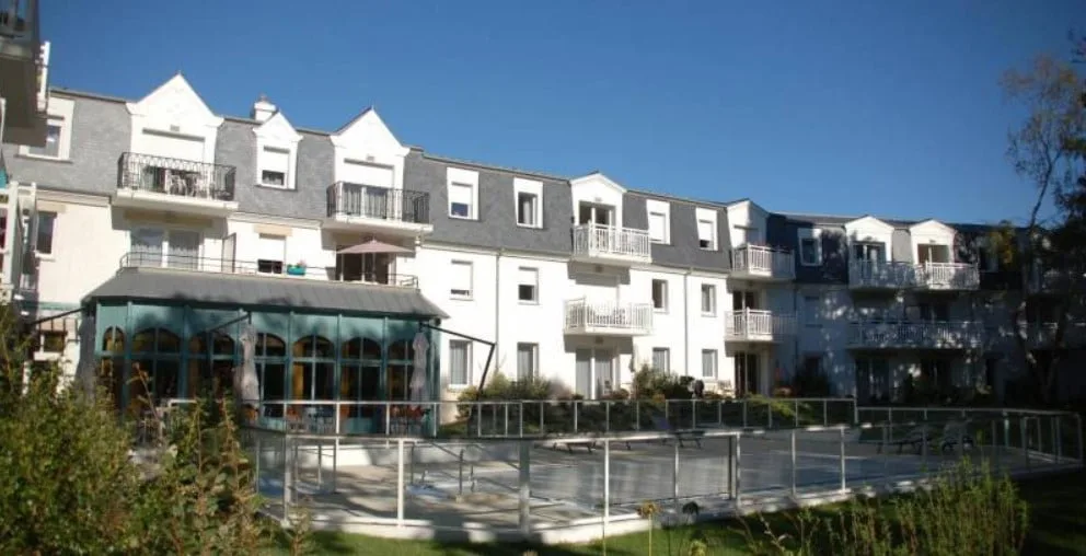 Le Domaine du Phare une résidence seniors à la revente exploitée par Stella à Bénodet