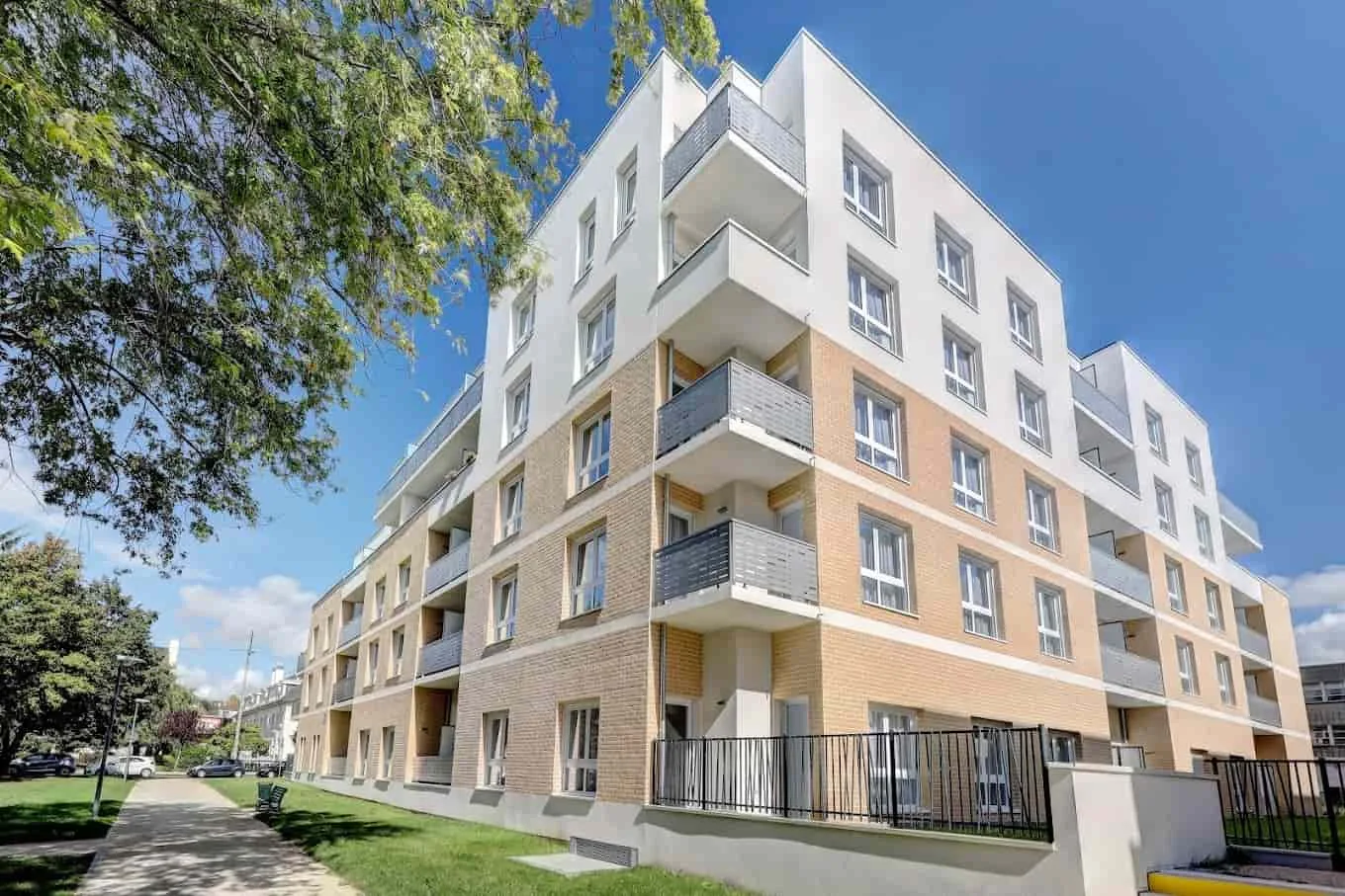 Les Jardins de Guillaume une résidence seniors à la revente exploitée par Stella à Caen