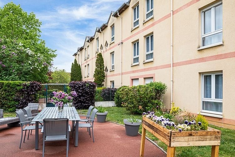 Ville en Vert un Ehpad exploité par Clariane (Korian) à Breteuil 