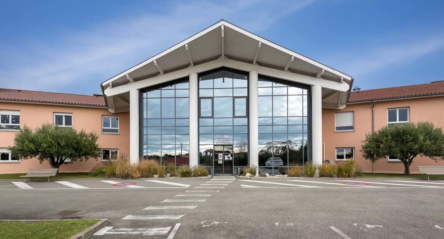 Les Jardins de Génissieux un Ehpad à la revente exploité par Colisee à Génissieux