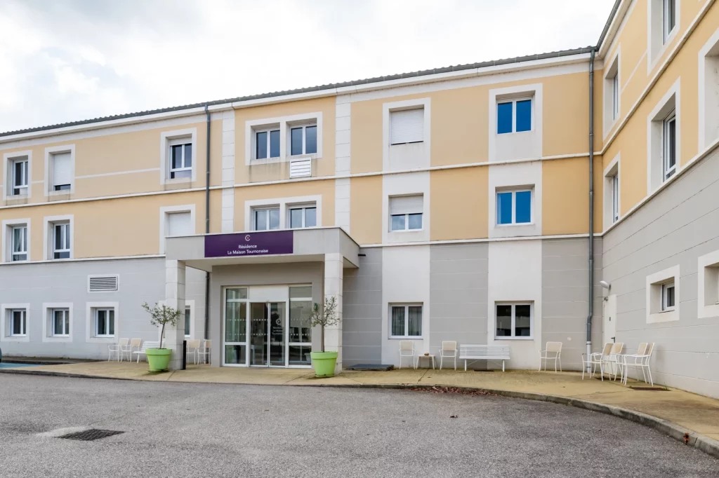 La Maison Tournonaise un Ehpad exploité par Colisee à Tournon-sur-Rhône