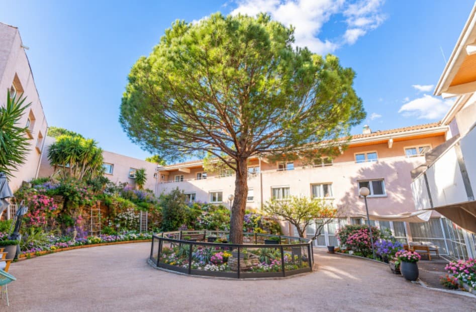 L’Opale Verte un Ehpad à la revente exploité par Colisee à La Ciotat