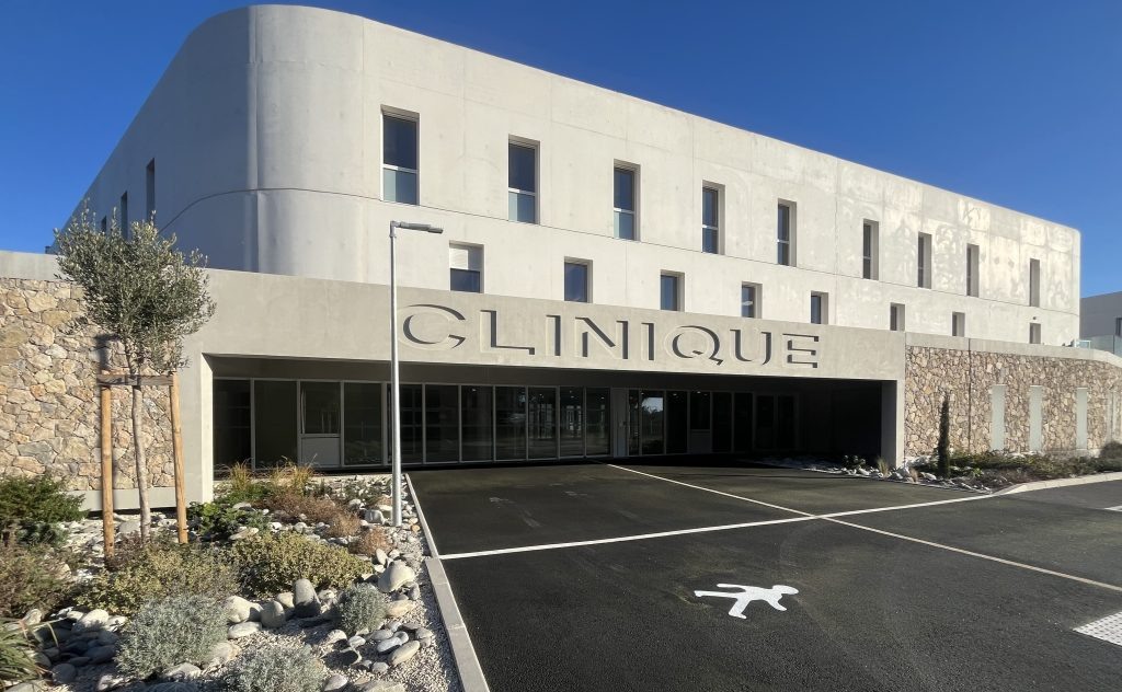 Provence Azur un SMR (ex SSR) exploité par Colisee à Éguilles