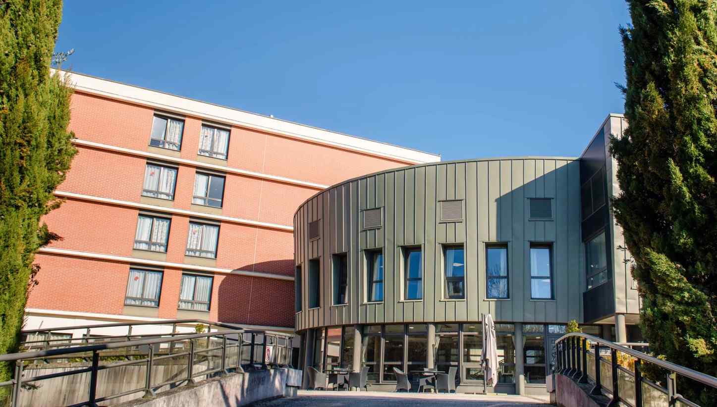 Villa La Providence un Ehpad à la revente exploité par Colisee à Évreux