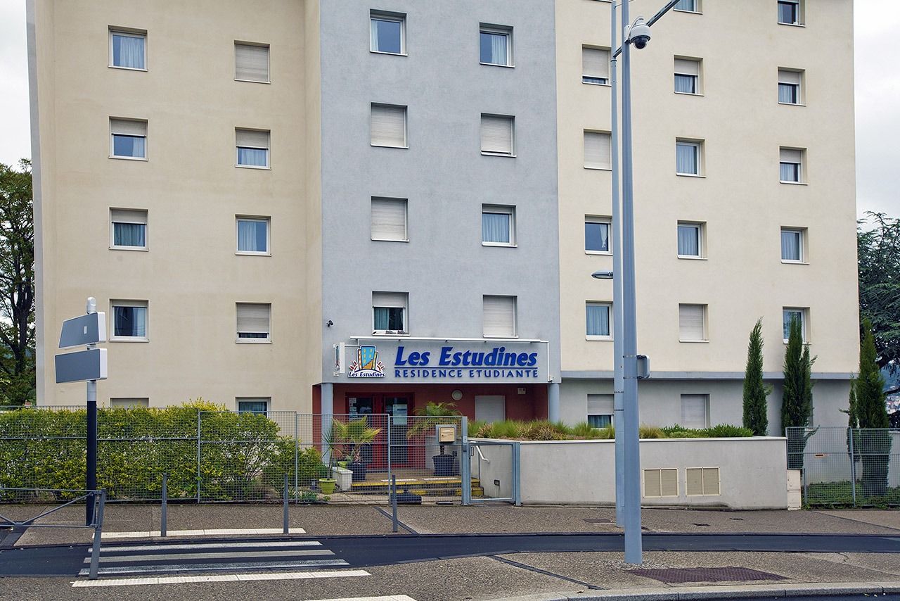 Les Estudines Clermont-Ferrand Herbet - Saint-Jacques une résidence étudiante exploitée par Réside Etudes à Clermont-Ferrand, Adresse précise à confirmer auprès de Réside Etudes.