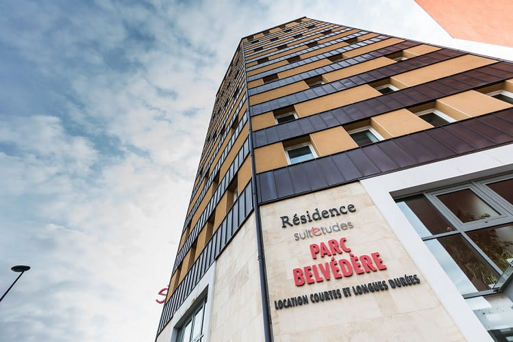 Le Parc Belvédère une  exploitée par UXCO (Suitetudes) à Clermont-Ferrand 