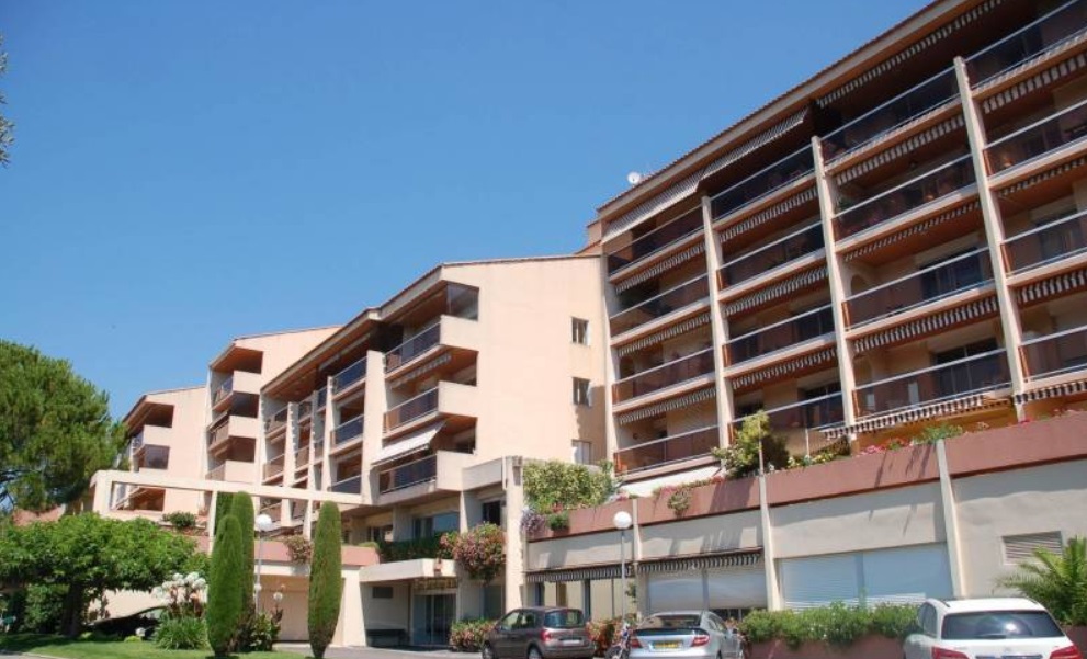 Grasse une résidence seniors à la revente exploitée par Les Jardins Arcadie à Grasse
