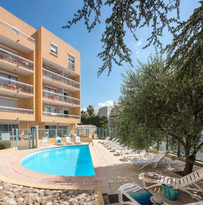La Rostagne une Résidence Tourisme exploitée par Pierre & Vacances - Center Parcs à Antibes 