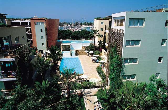 Port Prestige une résidence Tourisme exploitée par Pierre & Vacances - Center Parcs à Antibes